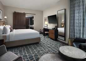 Hotel Distil, Autograph Collection 5