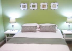 16 on Main Arniston PET-FRIENDLY 3