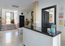 Apartamentos San Antonio Beach 3