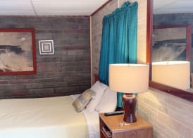 Falls Motel 2