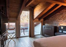 Pavillon Suite 3