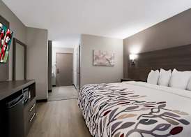 Super 8 by Wyndham Marston 3
