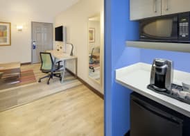 Holiday Inn Express & Suites S LAKE BUENA VISTA by IHG 5