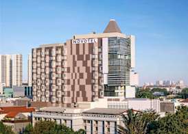 Novotel Jakarta Cikini 2