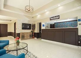 Travelodge by Wyndham Macon West 4