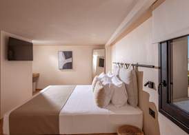 Indigo Suites Collection Adults Only 5