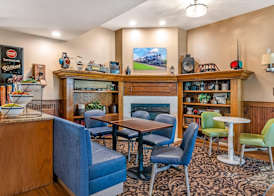 Comfort Inn Sedalia Station 2