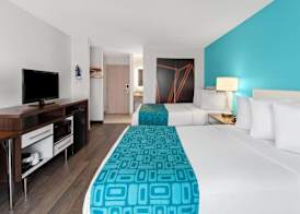 Howard Johnson by Wyndham Romulus Detroit Metro Airport 5