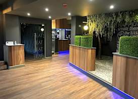 Beverley Hotel 4