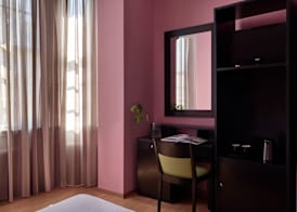 Delphi Art Hotel 4