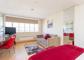 Roland House 4