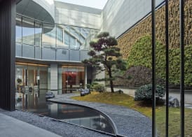 HUALUXE Nanjing Yangtze River by IHG 2