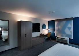 Holiday Inn Express & Suites ENID-HWY 412 by IHG 4