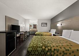 Econo Lodge 4