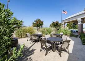 Hampton Inn & Suites N. Ft. Worth-Alliance Airport 2