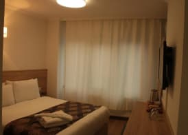 Bufes Hotel 4