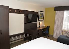 Holiday Inn Express & Suites WATERVILLE - NORTH by IHG 4