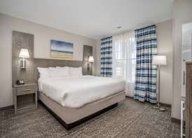 Lighthouse Suites - Best Western Signature Collection 3