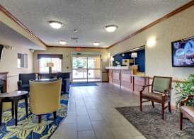 Baymont by Wyndham Galesburg 2