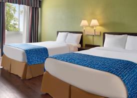 Travelodge by Wyndham Zanesville 2