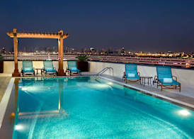 Hilton Garden Inn Dubai Deira 4