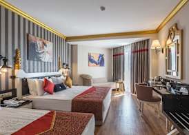 Mary Hotel Side 5