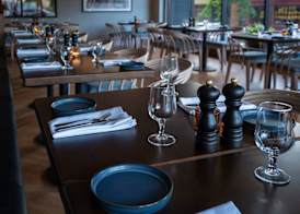 The Hollis Halifax - a DoubleTree Suites by Hilton 4