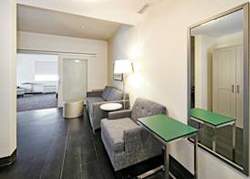 Holiday Inn & Suites CALGARY AIRPORT NORTH by IHG 5