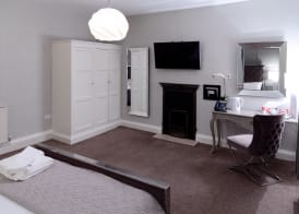 The City Rooms 4