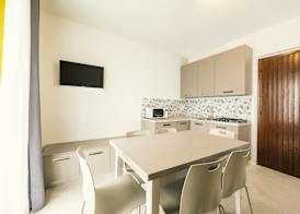 Residence La Rotonda, Tignale 5
