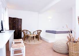 Yakinthos Residence 5