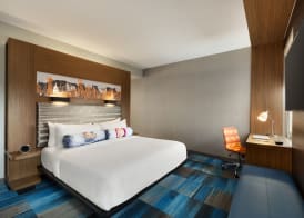 Aloft by Marriott Dallas Love Field 4