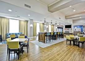 Hampton Inn Kyle 3