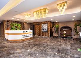 Marina Green Suite & Residence 3