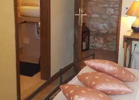 Charming Rooms & Apartments Stelio 4