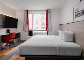 Ramada by Wyndham Brooklyn Near Flatbush 4