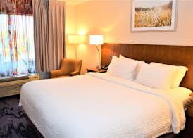 Fairfield Inn Corning Riverside 4