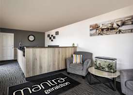 Mantra Geraldton 3