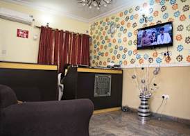 Maxton Suites 3