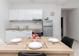 Apartments Cezar 5