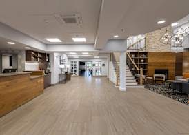 Country Inn & Suites by Radisson, Lake Norman Huntersville, NC 5