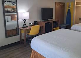 Days Inn & Suites by Wyndham Rocky Mount Golden East 4