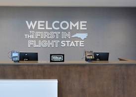 Hampton Inn & Suites Charlotte North I 485 5