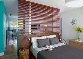 1818 Meridian House Apartments and Suites by Eskape Collection 4