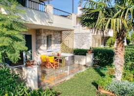 Sunny Garden Aparthotel 2