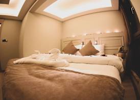 X-NELLYİ HOTEL 5