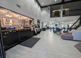 Quality Inn Warrensburg 2