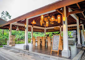 Taman Swarga Villa Resort & Spa Sidemen 2