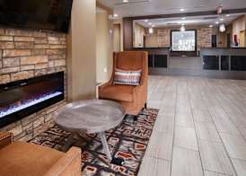 Best Western Plus Elmendorf Hotel San Antonio Hotel 2