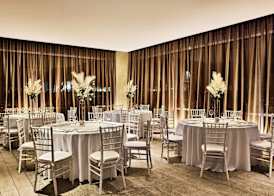 AC Hotel by Marriott Irvine 3